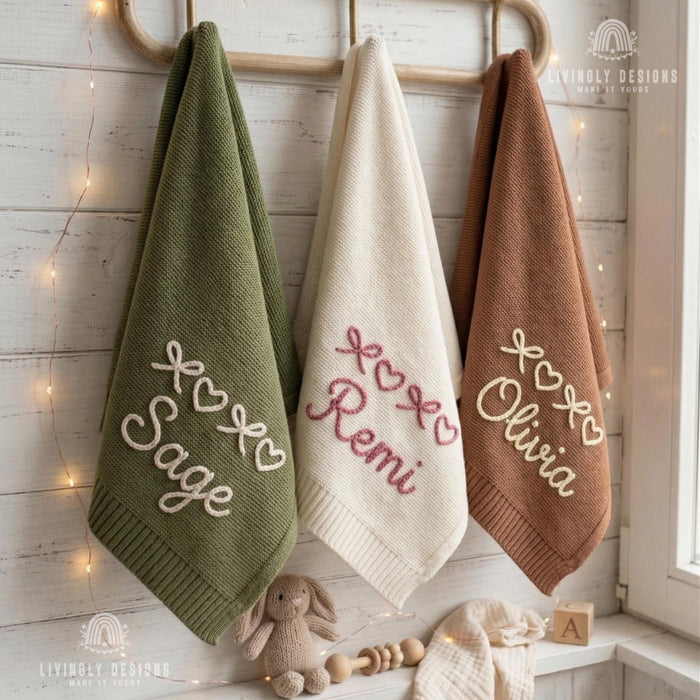 Custom Name Knit Blanket: Cute Bows and Hearts Design with Cozy Personalized Touch