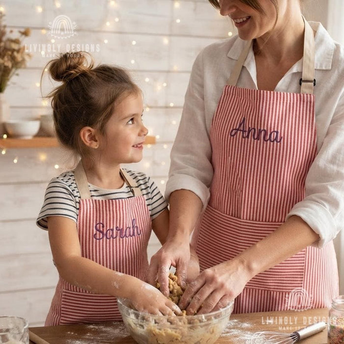 Personalized Mom & Child Apron Set : Matching Family Cooking Aprons